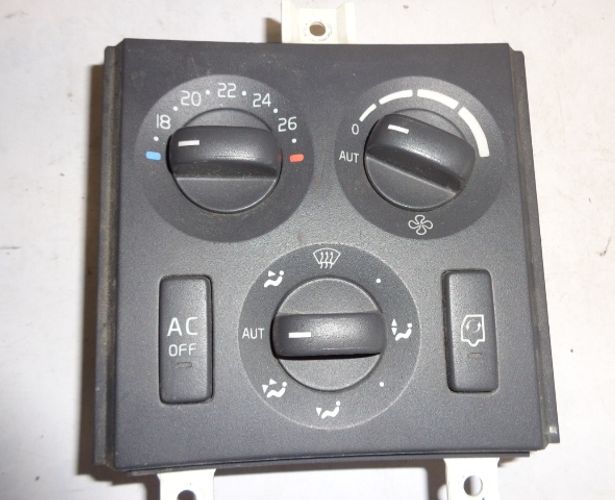 Volvo AC control panel switch 20508582