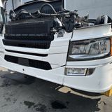 Scania R pilnas priekinis bamperis su LED žibintais 2655848, 2655849, 2311420, 2295953