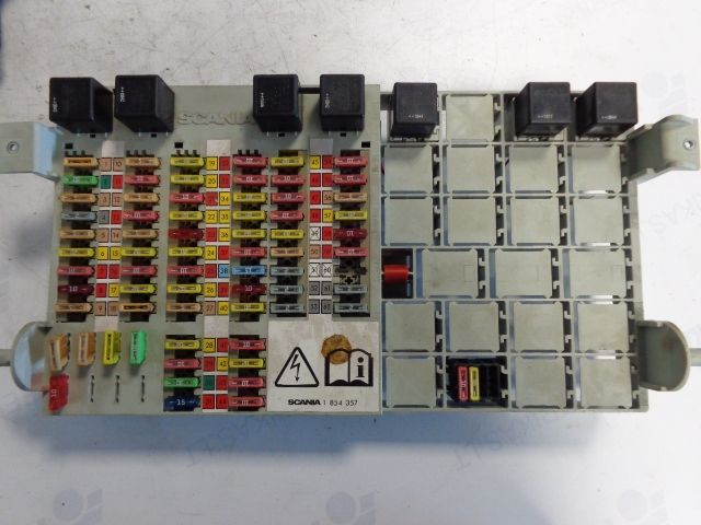 Scania R / P / G fuse central box