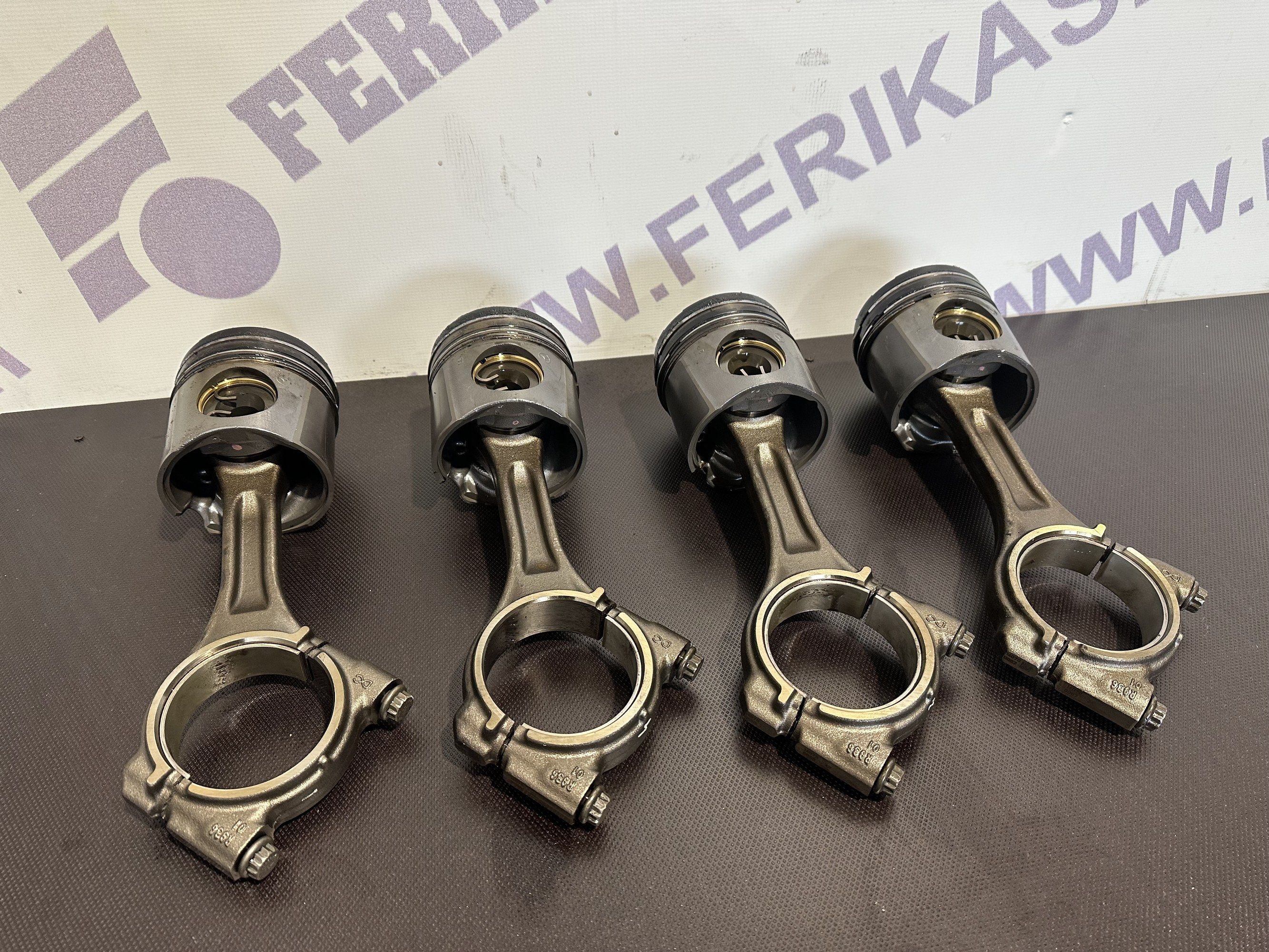 Mercedes Benz MB Atego piston set