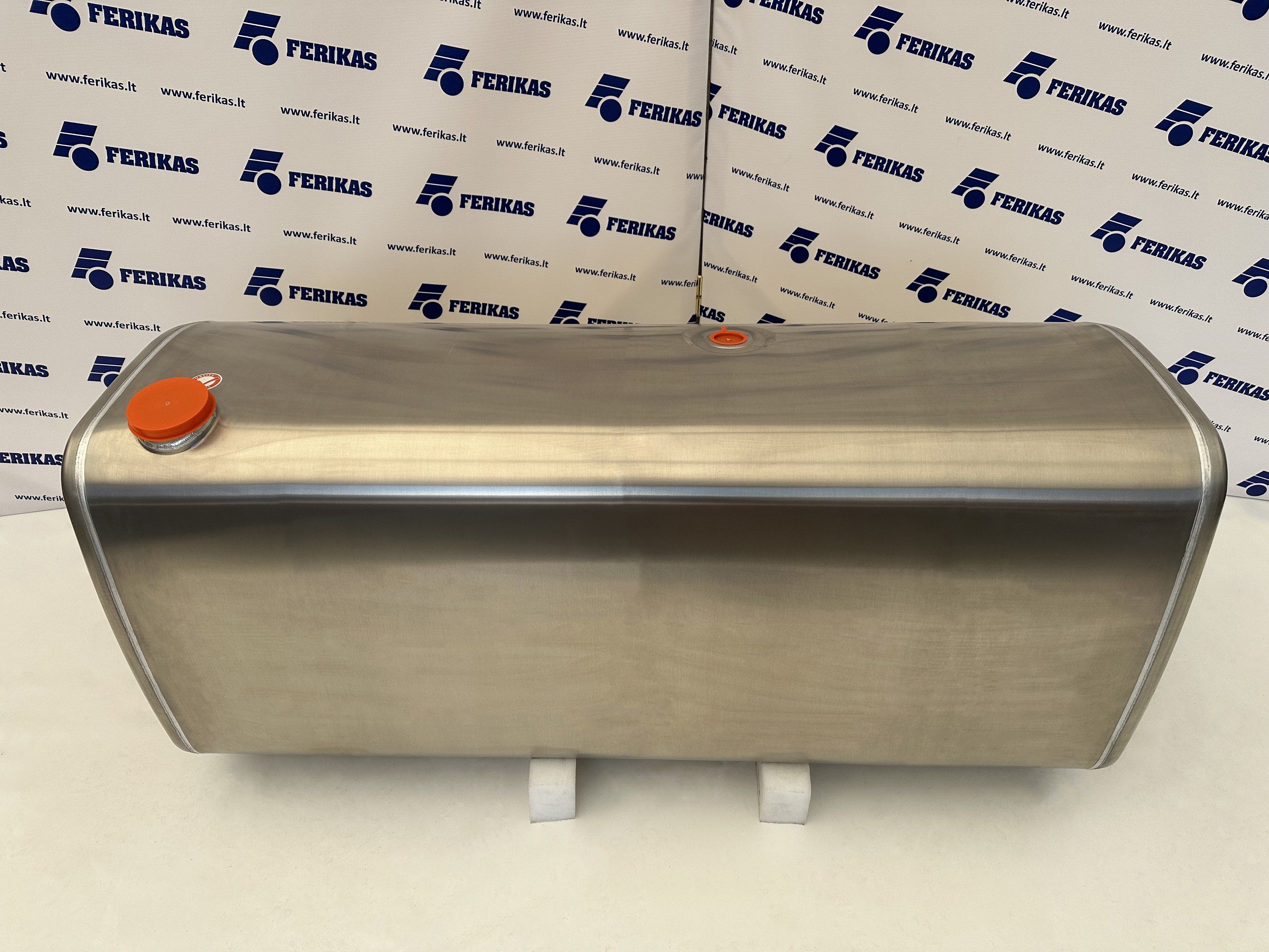Fuel tank Volvo / Renault 650L 710x690x1630 | UAB
