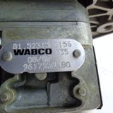 MAN hand brake valve 81523156156, 81523156171