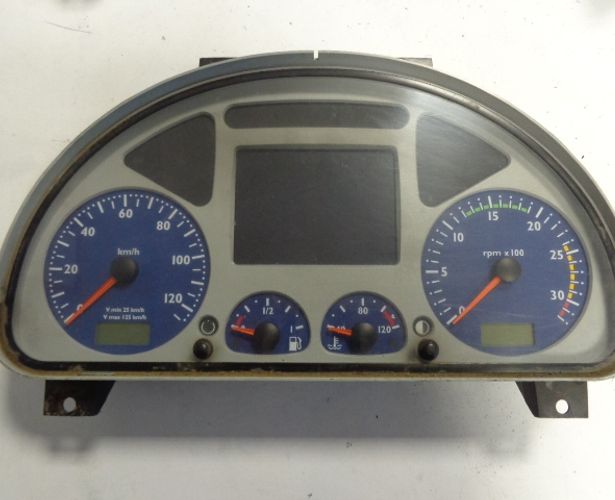 Iveco instrument cluster 504156161