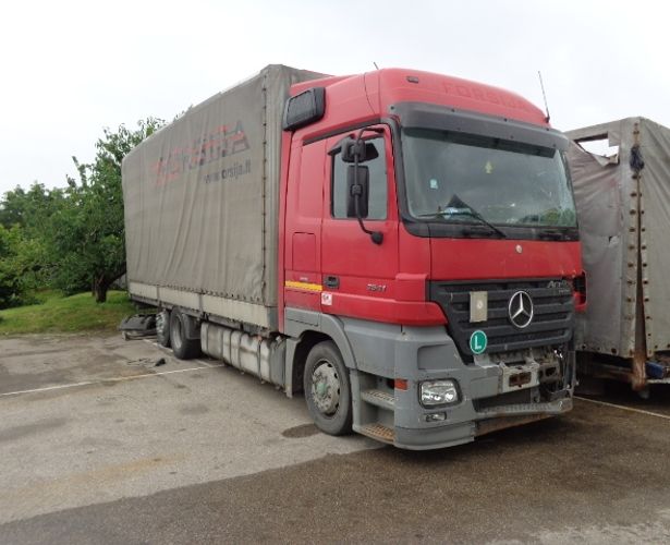 2006 Mercedes Benz Actros MP2 EURO5 breaking for parts