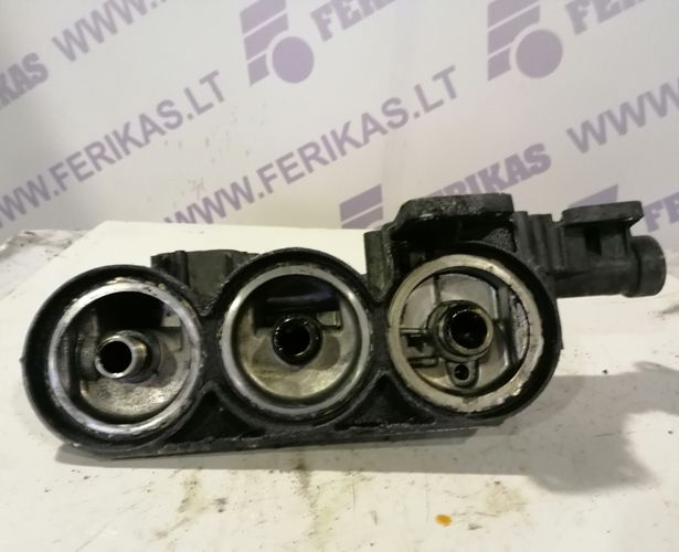 Renault magnum tepalo filtro korpusas 20730368