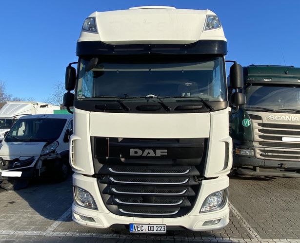 2015 DAF XF 106 EURO6 sunkvežimis ardomas dalimis