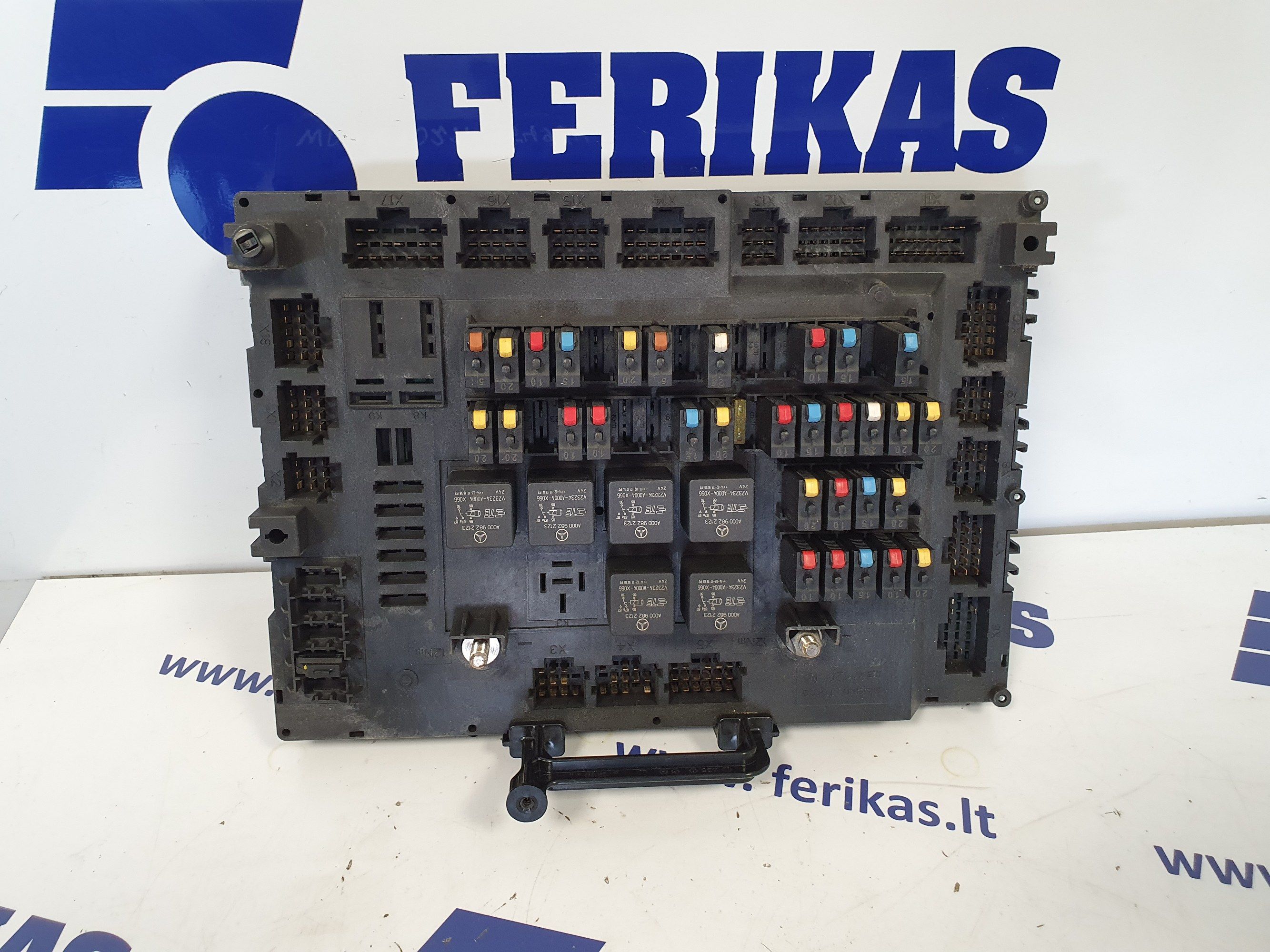 Mercedes Benz MB Atego fuse block box Single SAM