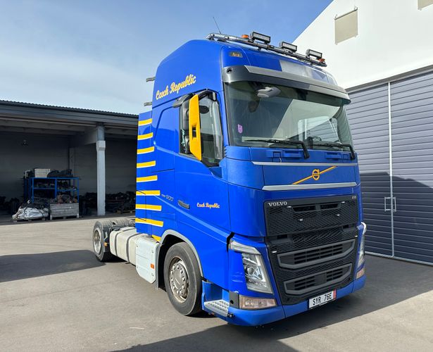 2015 Volvo FH 4 EURO 6 truck breaking for parts (copy)